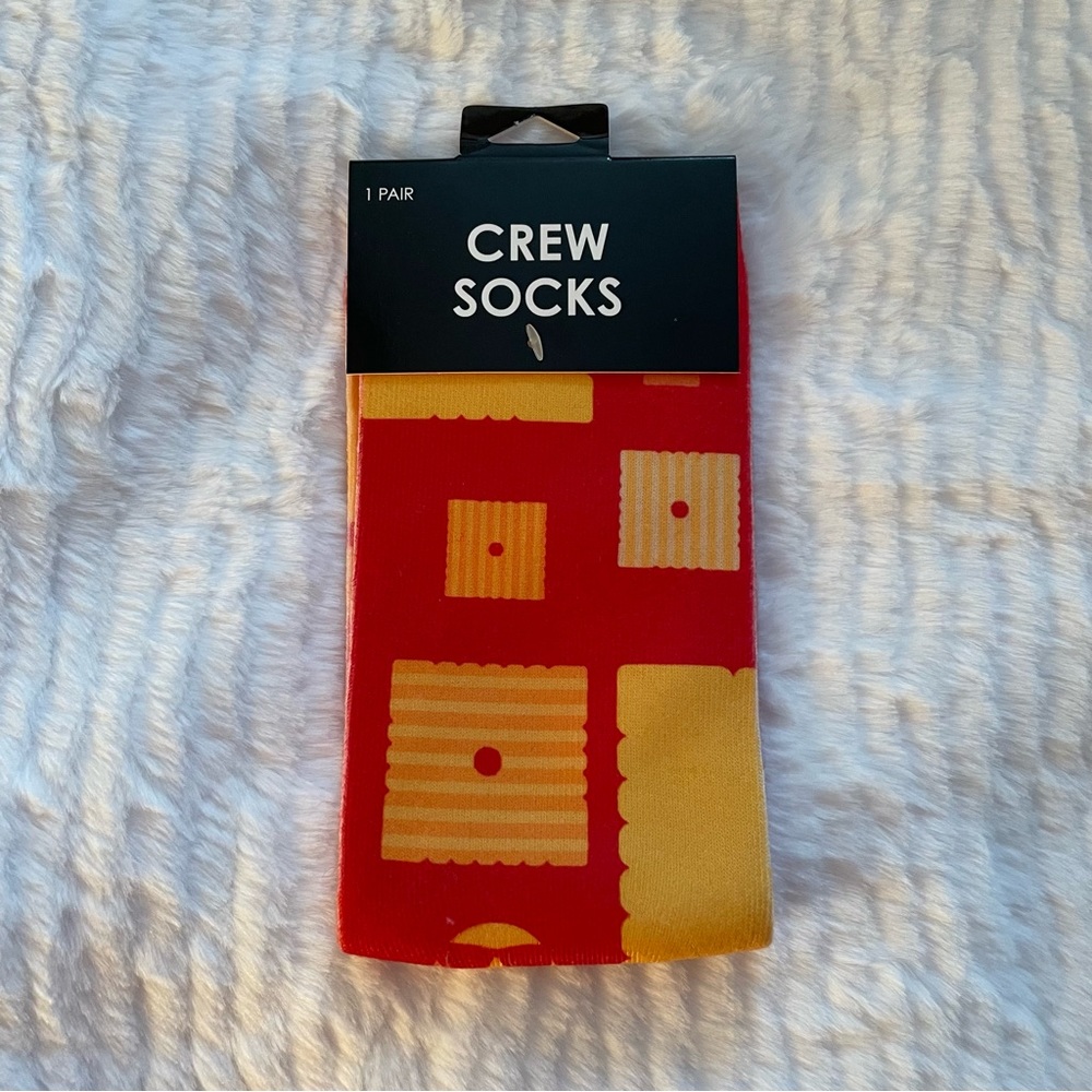 NEW Kellogg’s Cheez-It Crew Socks Unisex